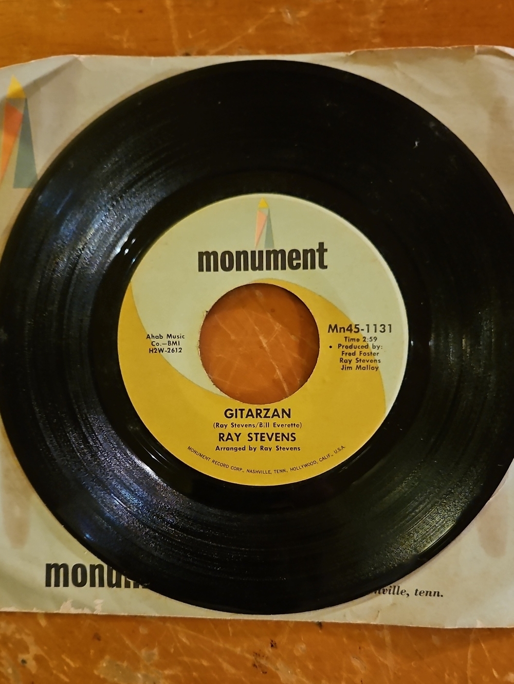 Ray Stevens "Gitarzan" 45 RPM Vinyl Record - Monument - Black/Yellow Label